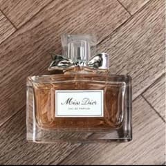 本日24時までお値下げ！Miss Dior 即購入OK★のサムネイル