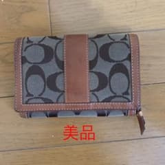 COACH コーチ 二つ折り財布のサムネイル