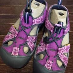 KEENのサムネイル