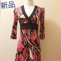 新品★ 赤 カシュクールワンピース ラップワンピース ワンピースのサムネイル