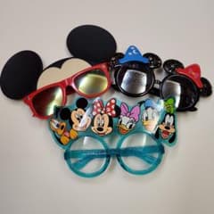 ディズニーキャラクターサングラスセット - メルカリ