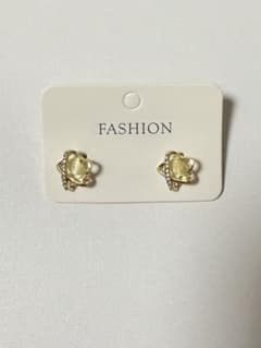 星型ピアスのサムネイル