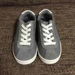 ZARA kids スニーカーのサムネイル