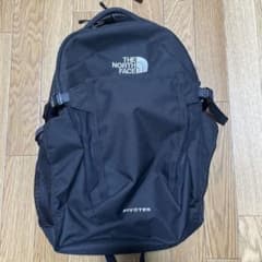 THE NORTH FACE PIVOTER ブラックリュックのサムネイル