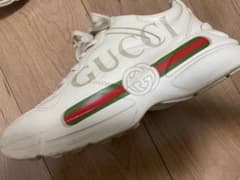 GUCCI ダットスニーカーのサムネイル