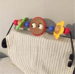 美品 ベビービョルン バウンサー おもちゃのサムネイル