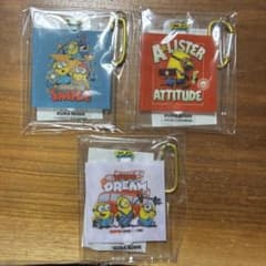 【未使用⭐︎3種セット】ミニオンズ &モンスターズ くら寿司 クリアポーチのサムネイル