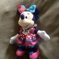 ミニーのファンダーランドぬいぐるみバッジ 2024 - メルカリ