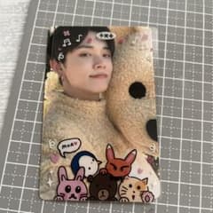 TXT デコキット2022 ヨンジュン ランダムトレカのサムネイル