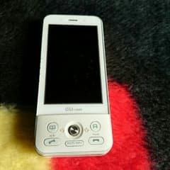 au    SA002のサムネイル