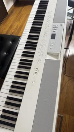 KAWAI Digital Piano, White, ES920
