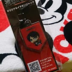 進撃の巨人   エレン   イヤホンジャックのサムネイル