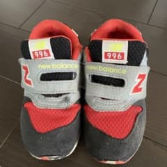 New Balance 996 スニーカー グレー/レッドのサムネイル