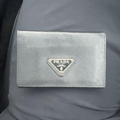 PRADA 名刺入れのサムネイル