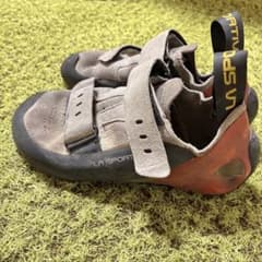 LA SPORTIVA クライミングシューズ　フィナーレVS 35 1/2のサムネイル