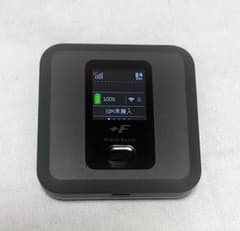 富士ソフト  FS040W モバイル Wi-Fi ルーター  SIMフリーのサムネイル