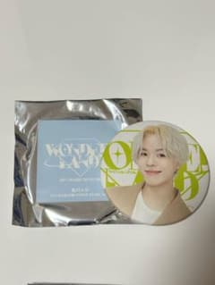 TREASURE ジェヒョク缶バッジ WONDERLAND(POPUP)のサムネイル