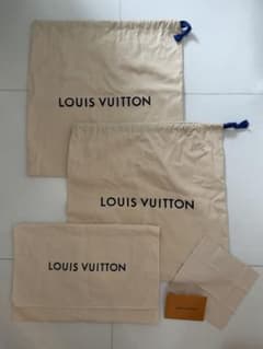 未使用 LOUIS VUITTON LV 保存袋 3枚セット&拭布 - メルカリ