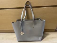 FURLA サリーM トートバッグのサムネイル