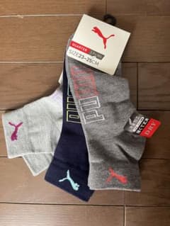 PUMA ソックス3足セット23-25cmキッズレディースのサムネイル