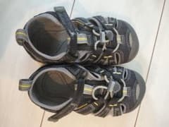 keenサンダル１６センチのサムネイル