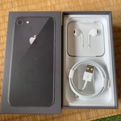 iPhone ライトニングケーブル　イヤホンのサムネイル