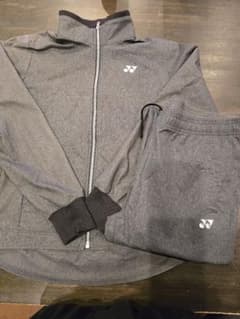 YONEX ウォームアップウェア セット グレー Mサイズのサムネイル