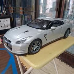 イ-グルモス1/8日産GTR35 - メルカリ