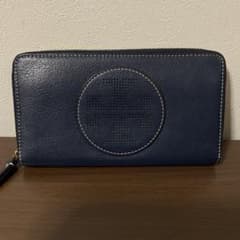 ☆開店セール☆ 新品未使用 美品 トリーバーチ レザー ラージロゴ 長