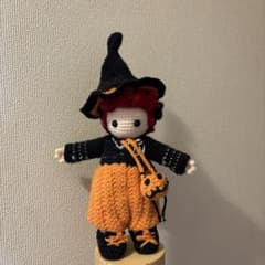 ハンドメイド かぎ針編み ハロウィン 魔女 ぬいぐるみのサムネイル