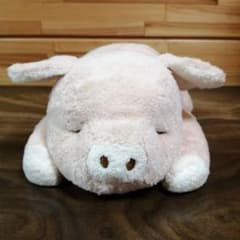 Nao's stuff シナダ 豚 ブタ ぬいぐるみ マスコット 癒し - メルカリ