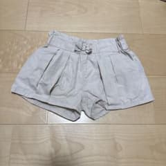 女子ベージュ ショートパンツ 100cmのサムネイル