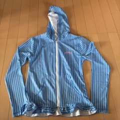 Gaily ラッシュガード フード付き ストライプ柄のサムネイル