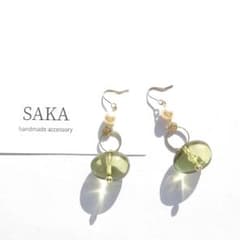 (No.776)ハンドメイドアクセサリー　ピアス　イヤリングのサムネイル