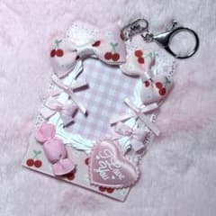 キーホルダー付トレカケース　量産型 平成女児　ピンク　キャンディー　ホイップのサムネイル