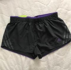 adidas ショートパンツのサムネイル