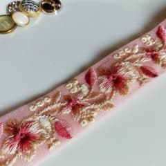 インド刺繍リボン　ピンク　チュール　花柄のサムネイル