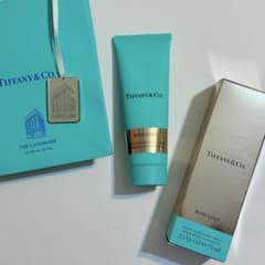 TiffanyNY店限定シルバーチャームショッパー付ローズゴールドハンドクリーム TiffanyNY店限定シルバーチャームショッパー付ローズゴールドハンド