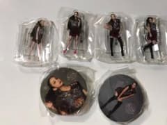 安室奈美恵 アクリルスタンド 缶マグネット セット。のサムネイル