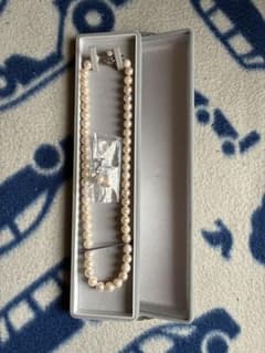ホワイト 真珠 ネックレス 約40cm 付属品付きのサムネイル