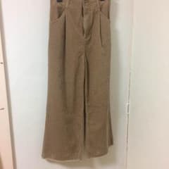 ワイドパンツ！ベージュのサムネイル