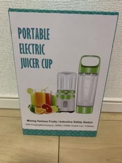 【セール中】ジューサー ミキサー USB充電  野菜 果物のサムネイル