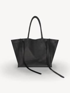 d*7様 Vuja De 26ss Ira Leather Tote Bag Vuja De 26ss Ira Leather Tote Bag - メルカリ