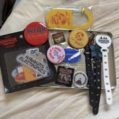 STRANGER THINGSグッズセットのサムネイル