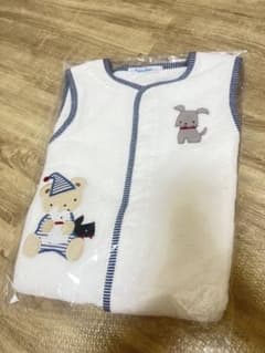 新品未使用・未開封】ファミリア スリーピングベスト 60-90cm - メルカリ