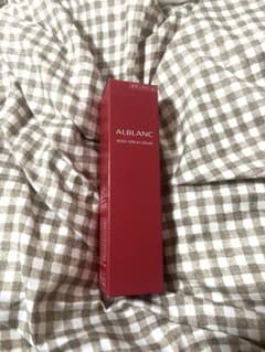 ALBLANC ボディセラムクリームのサムネイル