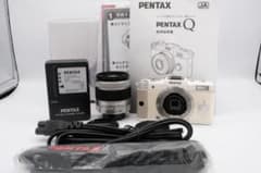 PENTAX Q ホワイト 5-15mmズームレンズ 純正充電器 元箱付 動作品