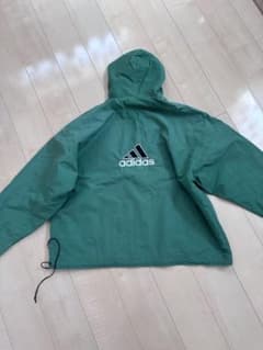 90s adidas ナイロンジャケット バックロゴ刺繍 ドローコード付きのサムネイル