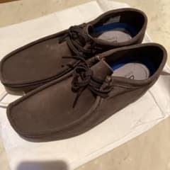 Clarksのサムネイル