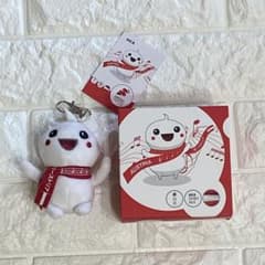 大阪 関西万博 オーストリア館 限定 ぬいぐるみ キーホルダー 赤白赤 箱付き 万博 オーストリア 赤白赤 - メルカリ